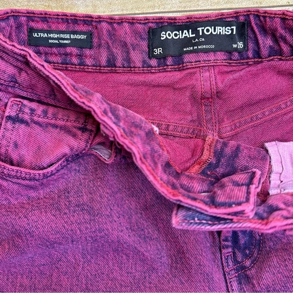Social Tourist x Hollister Ultra High Rise Baggy Overdye Pink Jeans Denim - Picture 4 of 7